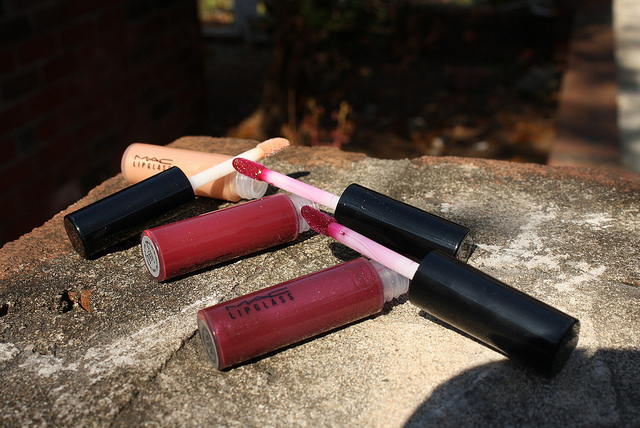 mac_indulge_lipglass (1)