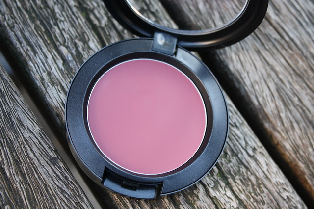 Shop M·A·C, Cook M·A·C blush